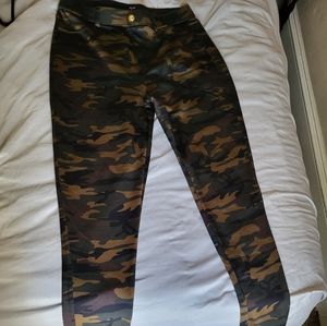 Camo Jeggings.